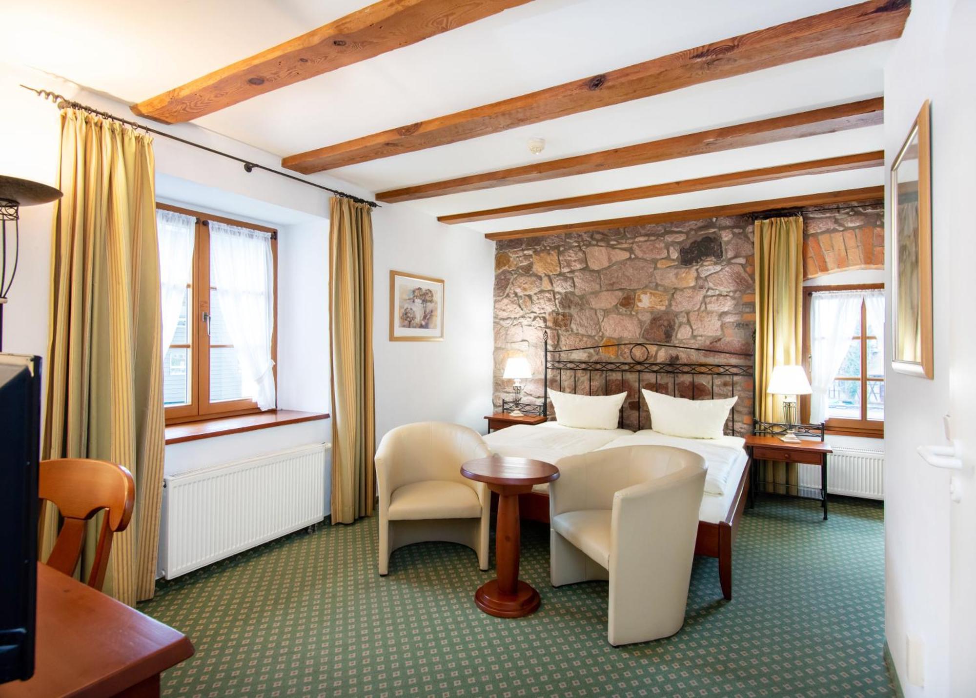 Ankerhof Hotel Хале Екстериор снимка